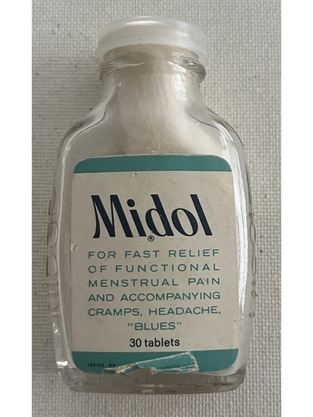 Vintage MIDOL 30 Tablet Glass Bottle , 3” Rare Medicine Collectors Small Pharm